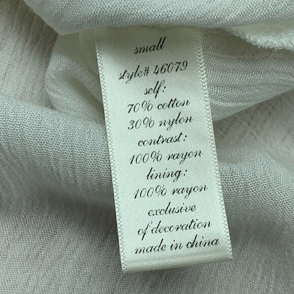 🎉Alya White Camisole w/ Navy Blue Lace Detail - Picture 5 of 7